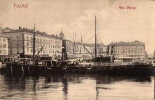 Fiume, Molo Dániel, steamship. W. L. 1211. (EK)