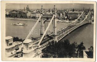 Budapest - 10 db régi és modern városképes lap