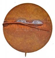 1951. "Turista Csapatbajnokság Bpesti Válogató Versenye" zománcozott fém jelvény (26mm) T:...