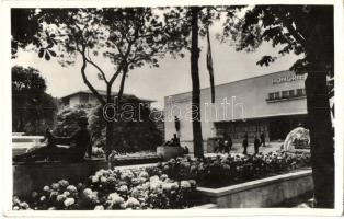 84 db régi francia városképes lap / 84 pre-1945 French town-view postcards