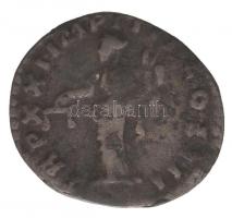 Római Birodalom / Róma / Marcus Aurelius 167-168. Denár Ag (2,28g) T:2,2-
Roman Empire / Rome / Mar...