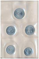 1982. 2f-10Ft (9xklf) forgalmi sor sötétbordó műbőrtokban T:1