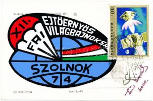 Hüse Károly ejtőernyős világbajnok aláírása VB ről küldött képeslapon. Ezen a VB n volt a 4000. ugrása / Autograph signature of parachute jumper