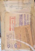 cca 1930-1990 Vegyes papírrégiség gyűjtemény tétel, közte hivatalos papírok, levelezések, nyomtatván...