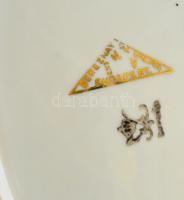 Aranyozott virágmintás asztali dísztál, jelzett, hibátlan, 24,5×16 cm