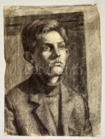 Egry jelzéssel: Férfi portré. Szén, papír, kis szakadással, 63×48 cm