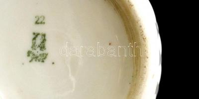 Zsolnay porcelán bögre, oldalán mitológiai jelenettel, matricás, jelzett, kopásnyomokkal, m: 9,5 cm,...