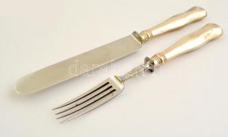 Ezüst (Ag.) nyelű étkészlet: 6 db kés + 6 db villa, jelzettek, h: 23 ill. 26 cm