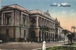 Szolnok- 3 db RÉGI városképes lap: vasútállomás, megyeháza, városi színház