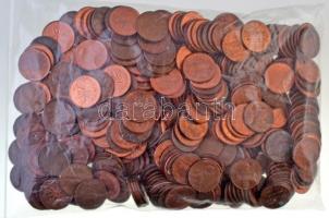 Amerikai Egyesült Államok / Kanada ~1950-2005. 1c érmék 1kg-os súlyban T:vegyes USA / Canada ~1950-2005. 1 Cent coins in 1Kg weight C:mixed
