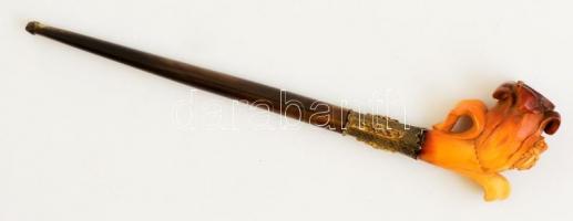 cca 1900 Virág alakú díszes tajtékpipa címerrel, fém szerelékes szárral, apró kopásokkal, saját, sér...