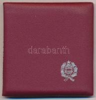 1984. 500Ft Ag "Nyári Olimpiai Játékok - Los Angeles" eredeti tokban, tanúsítvánnyal T:BU
...