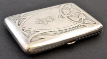 Szecessziós ezüst (Ag.) cigarettatárca monogrammal, jelzett, 9,5×7×1,5 cm, bruttó 75 g / Silver Art ...