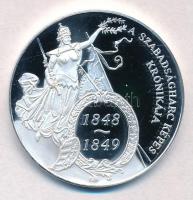 DN "A szabadságharc képes krónikája - Komáromi csata" ezüstözött, multicolor Cu-Zn emlékér...