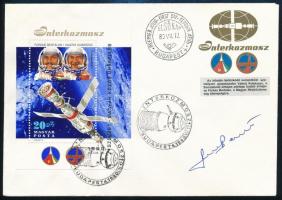Farkas Bertalan magyar űrhajós aláírása FDC-n, bélyegzésekkel