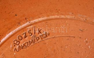 Bozsik Kunszentmárton fazekas áttört tányér (2 db) és dísztál, jelzett, kis máz hibákkal, d: 25 cm é...