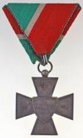 1940. "Nemzetvédelmi Kereszt / A Hazáért" ezüstözött Br kitüntetés mellszalaggal T:2
Hung...