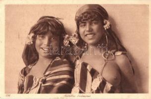 Fillettes bédouines / Arabian folklore, nude woman (EK)