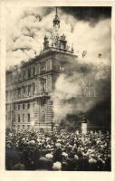 1927 Vienna, Wien I. ; Brand des Justizpalastes am 15 Juli / the burning Palace of Justice (EK)