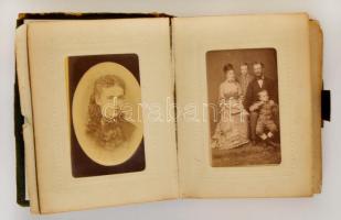 cca 1860-1880 Vegyes keményhátú fotó tétel, 23 db, potré fotók, közte katonákkal is, korabeli viseltes állapotú fotóalbumban, változó állapotban, különféle méretben.