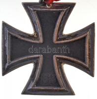 Német Harmadik. Birodalom 1939. "II. Osztályú Vaskereszt" kitüntetés, gyártói jelzés a kar...
