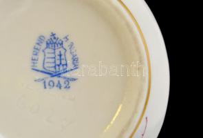 Herendi virág mintás ékszertartó dobozka, kézzel festett, jelzett (koronás), hibátlan, d:6,5 cm