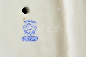 Aquincumi haját igazító akt, kézzel festett, rózsán apró lepattanásokkal, jelzett, m:26 cm