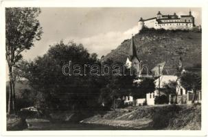 Krasznahorkaváralja, Krásnohorské Podhradie; Vár, templom / castle, church