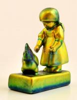 Zsolnay tyúkot etető kislány, jelzett, eozin mázas, m:10 cm, h:10 cm