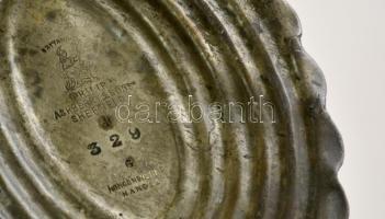 cca 1860 Jelzett (Philip Ashberry& Sons Sheffield) ón teáskanna, alján apró horpadással, m:15 cm
