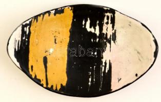 Iparművészeti Vállalatos Gorka Lívia  tálka, mázas kerámia, jelzett, apró kopásokkal, 18×12 cm