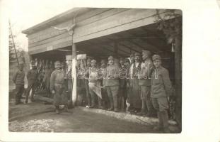 1917 Osztrák-magyar tábori konyha Palánkán, húsfeldolgozás / WWI Austro-Hungarian K.u.K. field kitchen in Palanka, processing of meat. photo