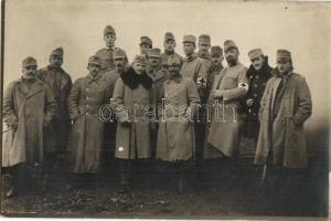 Osztrák-magyar ezred szanitéc alakulata orvos tisztekkel / WWI Austro-Hungarian K.u.K. military regiments medic unit with officers. photo