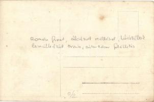 Osztrák-magyar katonák sátor tábor felállítás közben a román fronton: álcázott szállások, lóistállók...