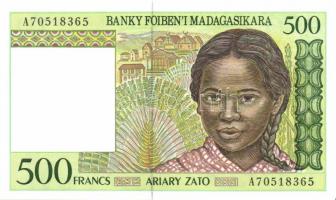 Madagaszkár 1994-1998. 500Fr, 1000Fr, 5000Fr, 2500Fr T:I