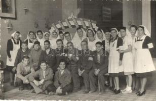 1947 Hadifogoly-szolgálat. A BSzKRt. (Budapest Székesfővárosi Közlekedési Részvénytársaság) dolgozók feleségei szeretettel fogadnak benneteket / WWII Hungarian POW (prisoners of war) Service. photo