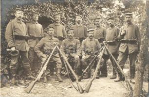 WWI German soldiers with guns. photo