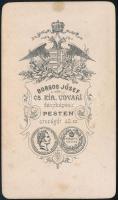 cca 1880 Fiatal lány portréja, keményhátú fotó Borsos József pesti műterméből, 10,5×6,5 cm