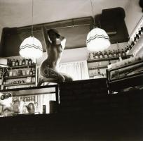 cca 1972 A kamerának mindent szabad, szolidan erotikus felvételek, 3 db vintage fotó + 4 db vintage ...