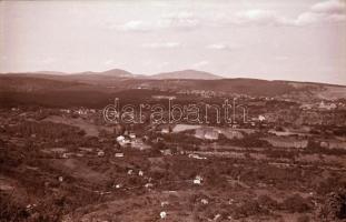 cca 1930 Budapest, 40 db városképes Leicával készített fotónegatív negatív tartóban