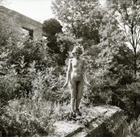 cca 1980 A leánykor kis kalandjai, szolidan erotikus felvételek, 4 db vintage negatív + 4 db vintage...