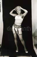 cca 1969 Privát sztriptíz - a házibulik legjobb programja, szolidan erotikus felvételek, 22 db vinta...