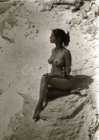 1986 Kint a természetben, szolidan erotikus felvételek, 42 db vintage negatív, 24x36 mm