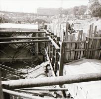 cca 1985 Budapest, a Margit híd budai hídfőjénél építik a HÉV felszínre vezető szakaszát, várostörté...