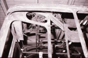 1989 Ikarus 180-as autóbusz felújítása a Sallai főműhelyben, 89 db szabadon felhasználható vintage n...