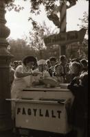 cca 1960 A Vidámparkban készült privát felvételek, 11 db szabadon felhasználható vintage negatív, 6x...