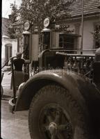 1950. május 7. Teherautók Budapesten és Dunapentelén, Rózsa György (?-?) budapesti fotóriporter hagy...