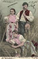 Miskolci magyar aratók, népviselet / Hungarian folklore, traditional costumes, harvesters (ázott sarok / wet corner)