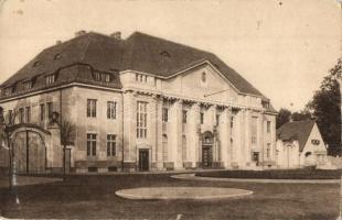 Debrecen, M. kir. Tudományegyetem, Klinikák. Kiadja Csáthy Ferenc (EK)