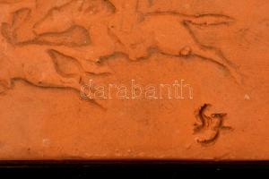 Somogyi József (1916-1993): Nyilazó magyarok. Kerámia, jelzett, keretben, 13×33 cm